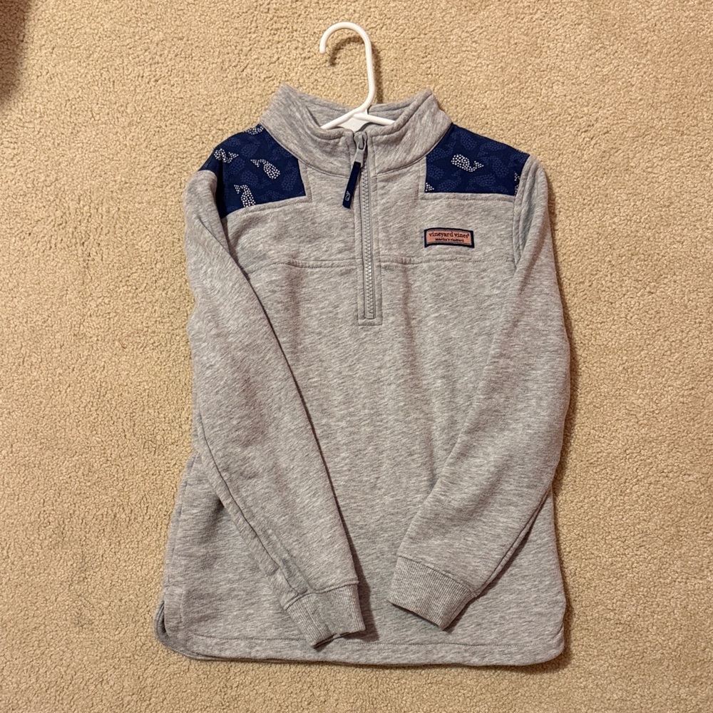 Vineyard Vines Heather Gray Pullover with Navy Accents